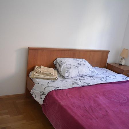 Apartman Пірот Екстер'єр фото