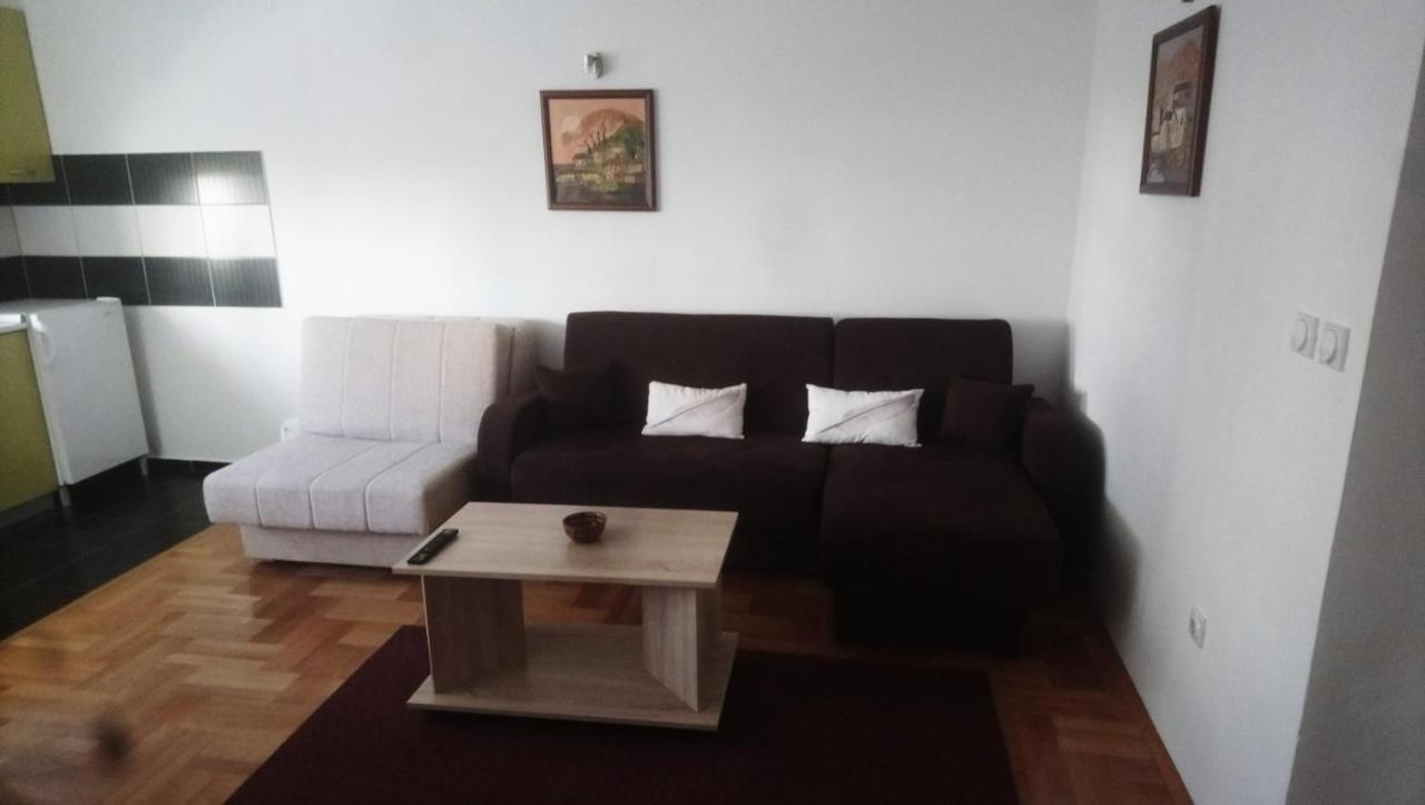 Apartman Пірот Екстер'єр фото